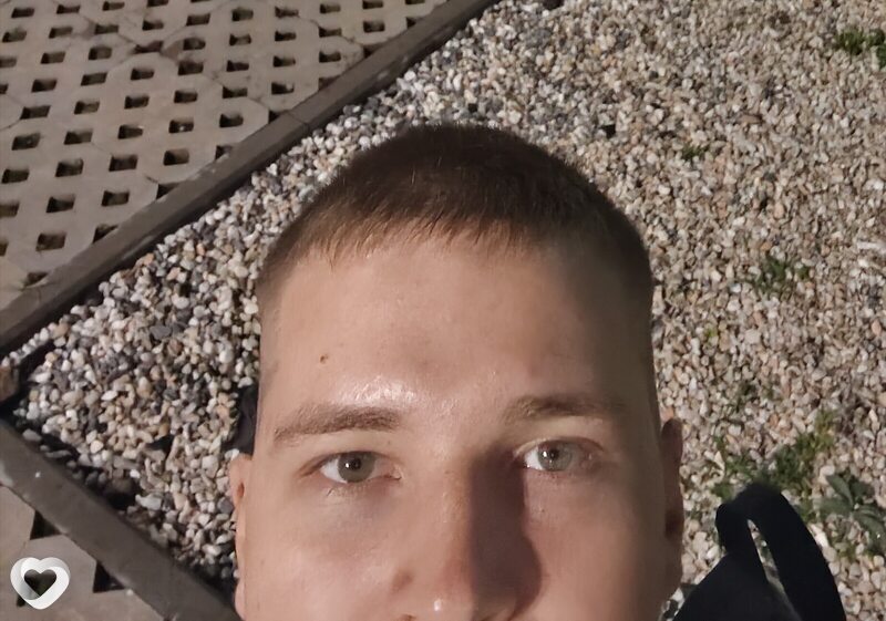 Лёха, 24, Санкт-Петербурге — анкета №4496389