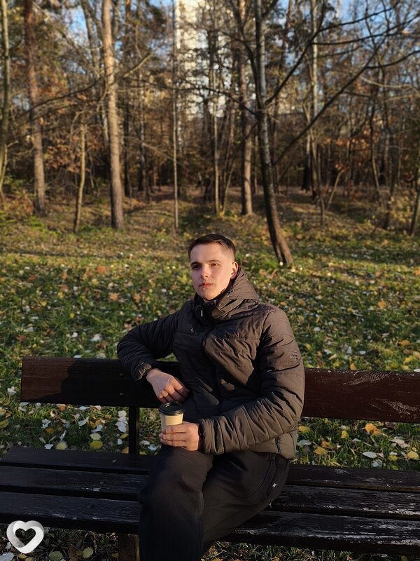 Максим, 21, Киеве — анкета №4497021