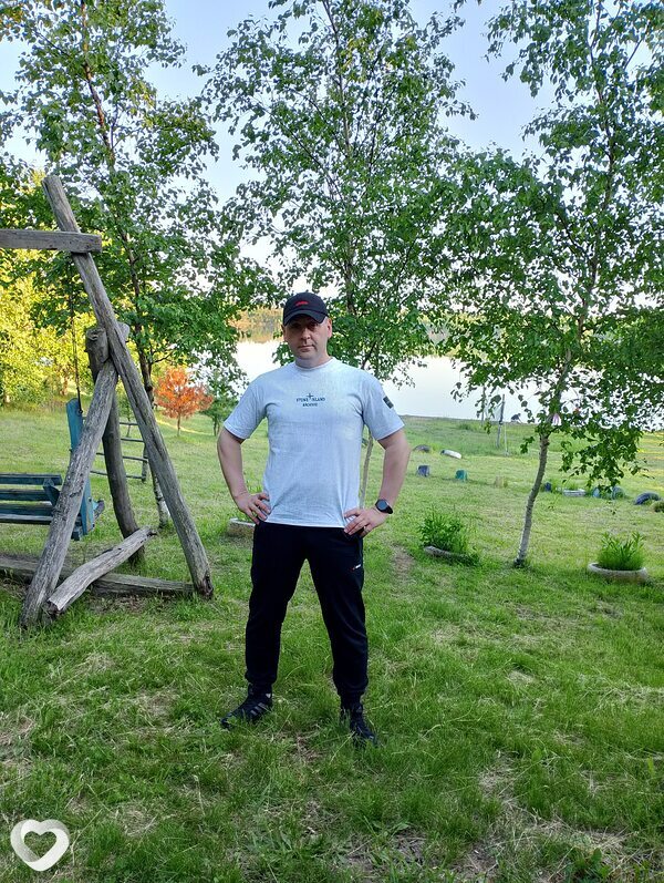 Игорь, 40, Уссурийске — анкета №4497230