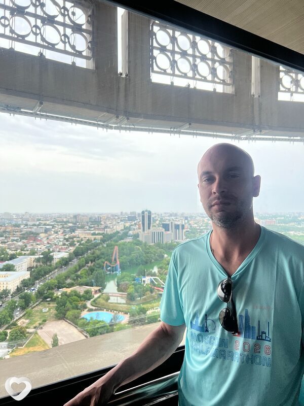 Антон, 26, Москве — анкета №4497564