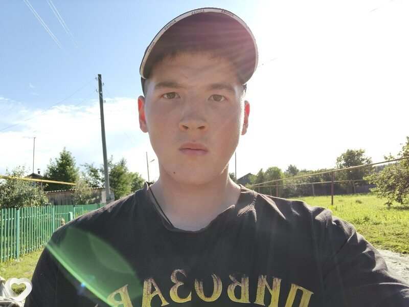 Женя, 18, Кирове — анкета №4498781