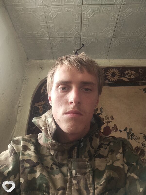 Максим, 21, Минске — анкета №4498553