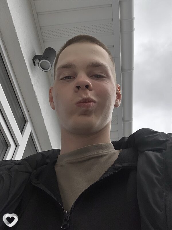 Дмитрий, 23, Екатеринбурге — анкета №4499063