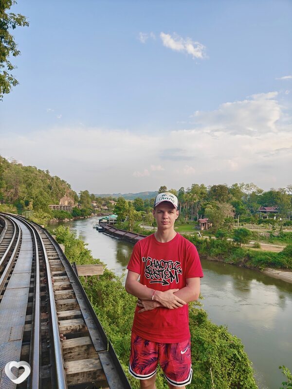 Павел, 21, Москве — анкета №4499015