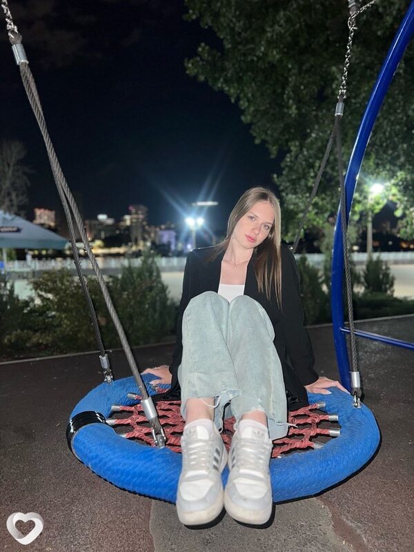Алина, 18, Ростове-на-Дону — анкета №4498976