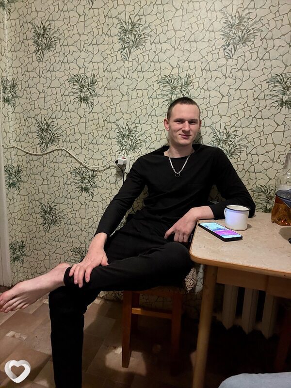 Владислав, 23, Перми — анкета №4499132