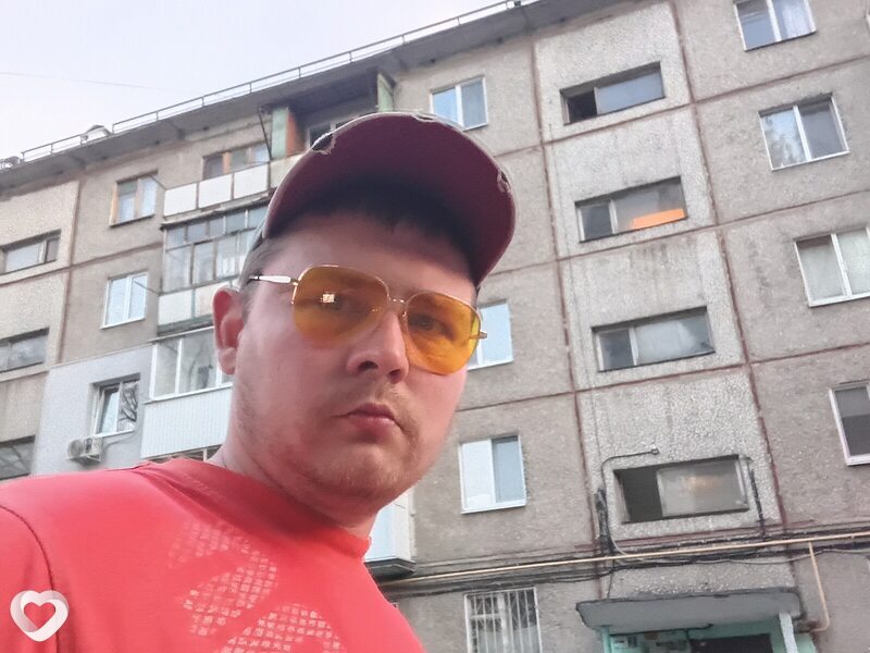 Олег, 30, Саратове — анкета №4500539