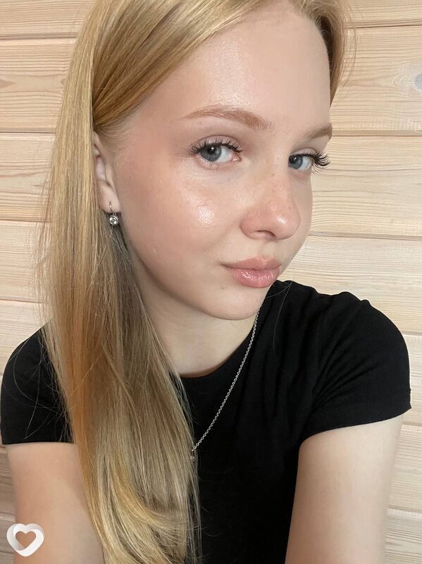Алеся, 20, Екатеринбурге — анкета №4500526