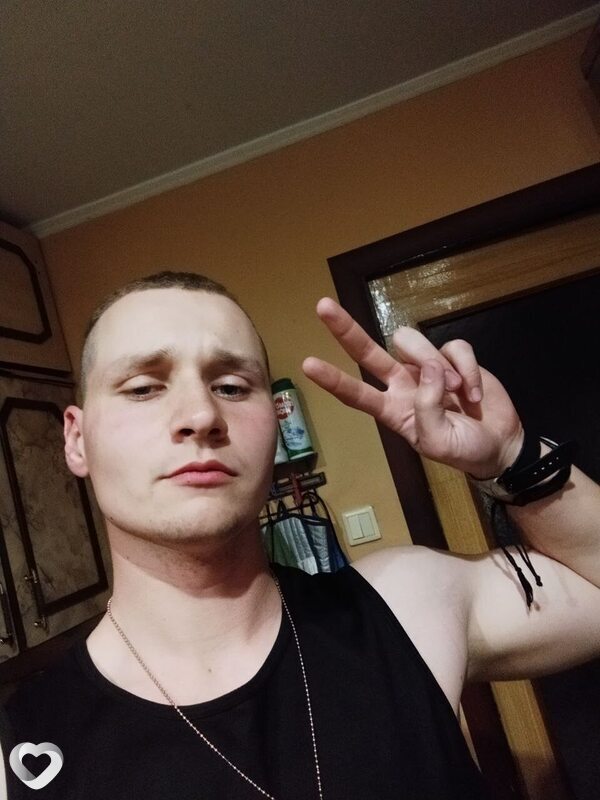 Максим, 21, Бресте — анкета №4500616