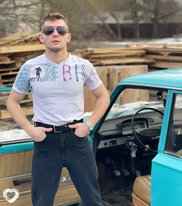 Дима, 21, Слуцке — анкета №4501346