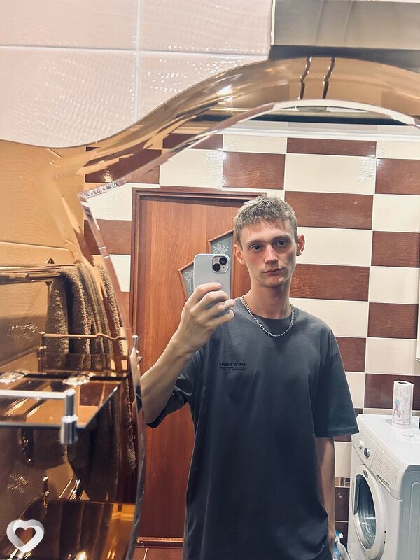 Альберт, 21, Нижнекамске — анкета №4501497