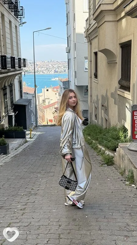 Эвелина, 21, Москве — анкета №4501626