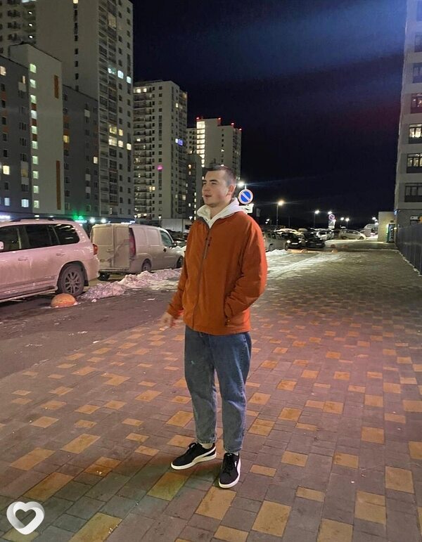 Артём, 22, Тюмени — анкета №4502201