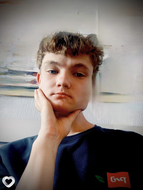 Илья, 18, Новосибирске — анкета №4502425