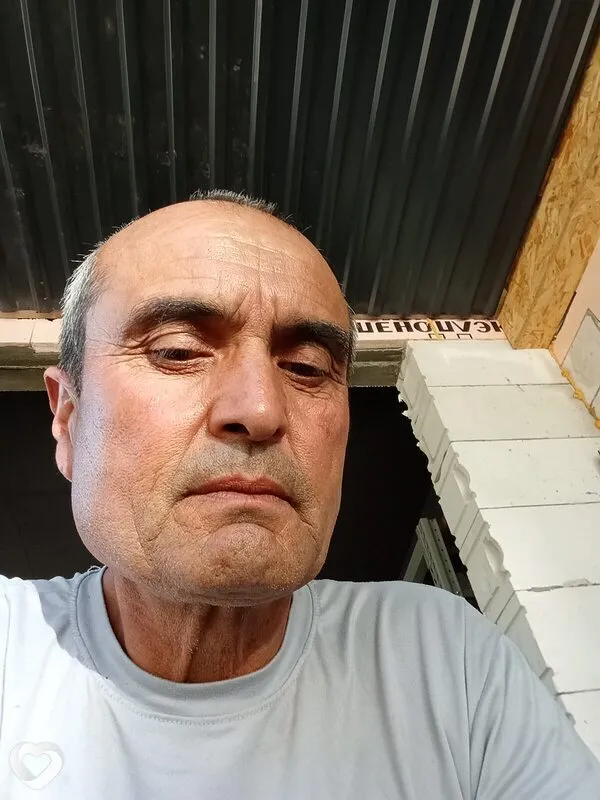 Улугбек, 47, Барнауле — анкета №4502870
