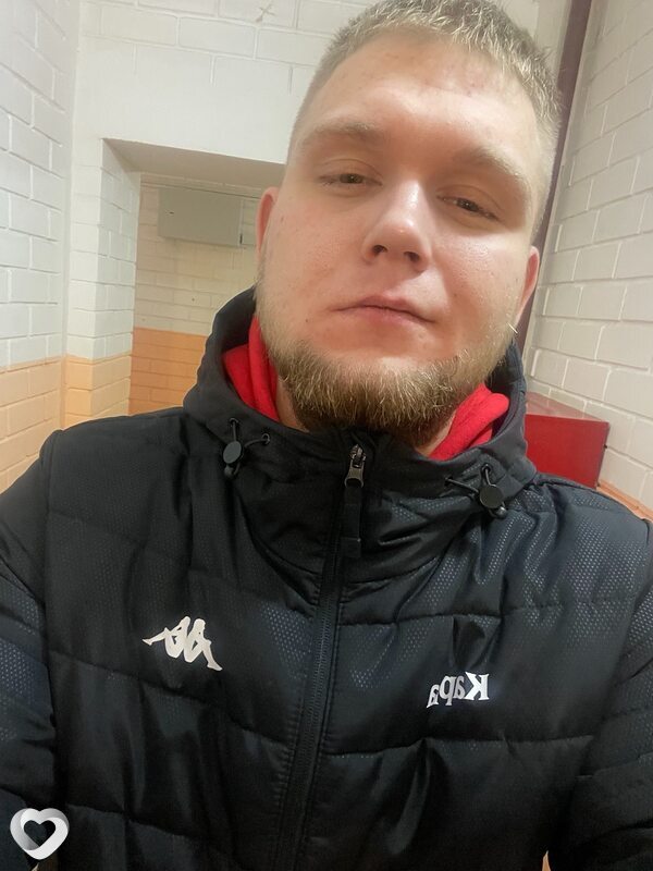 Владимир, 23, Сургуте — анкета №4503959