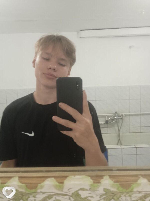 Антон, Курган