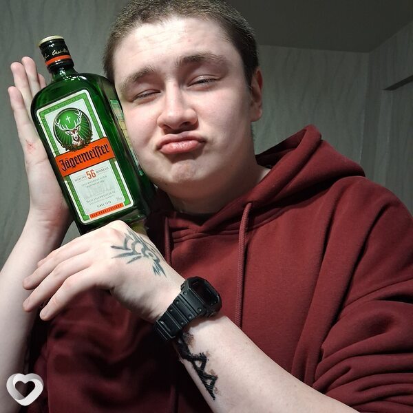 Денис, 21, Братске — анкета №4504155