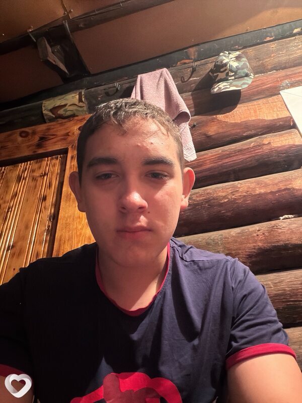 Денис, 18, Чите — анкета №4505224