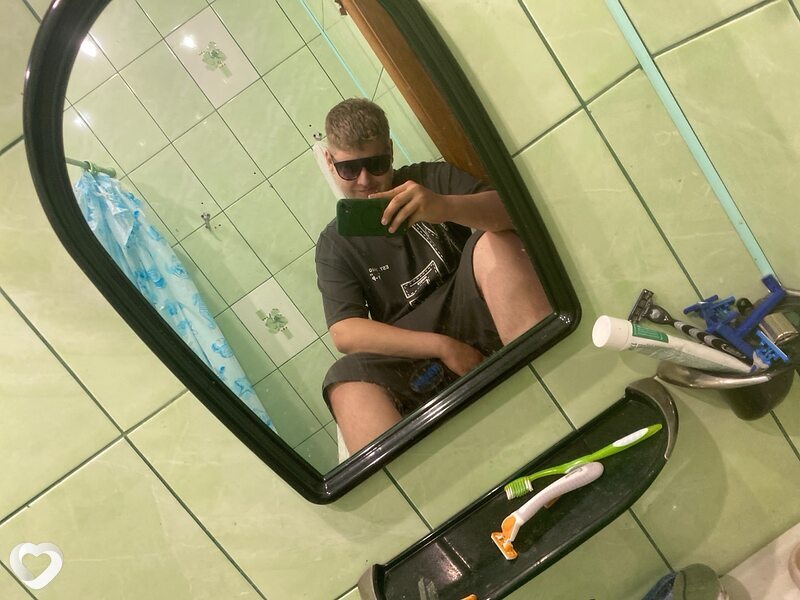 Анатолий, 19, Гродно — анкета №4504663