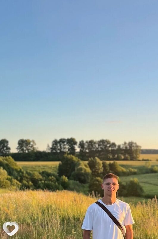 Макс, Канаш