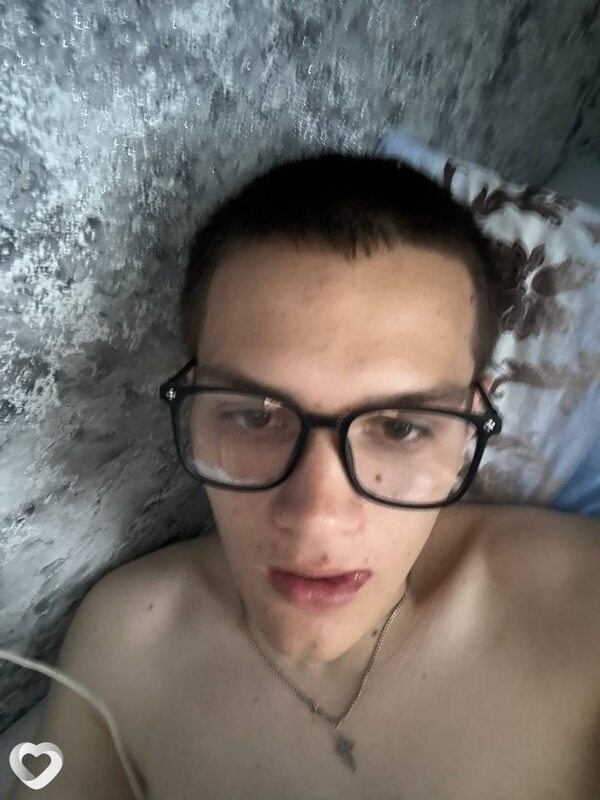 Алексей, 18, Новосибирске — анкета №4505422
