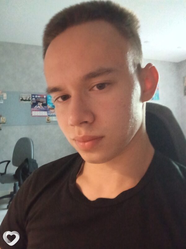 Василий, 18, Ангарске — анкета №4505882