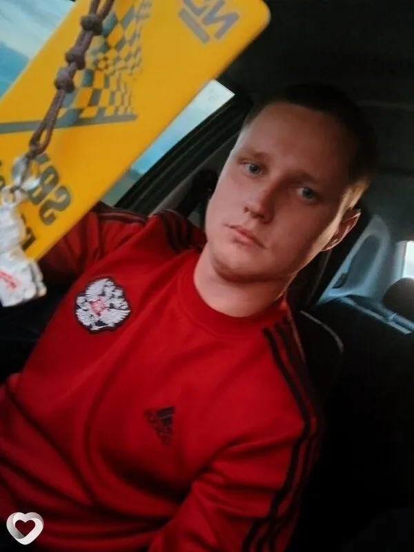 Владимир, 26, Бийске — анкета №4506278
