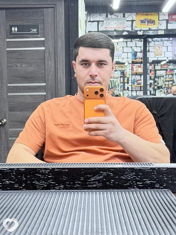 Артур, 24, Сочи — анкета №4506642