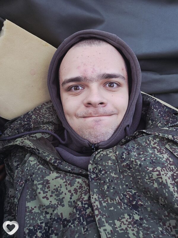 Артем, 22, Томске — анкета №4506940