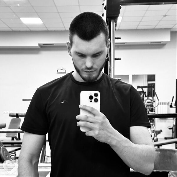 Виктор, 26, Калининграде — анкета №4507384