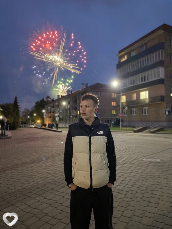 Дмитрий, 20, Пинске — анкета №4507212