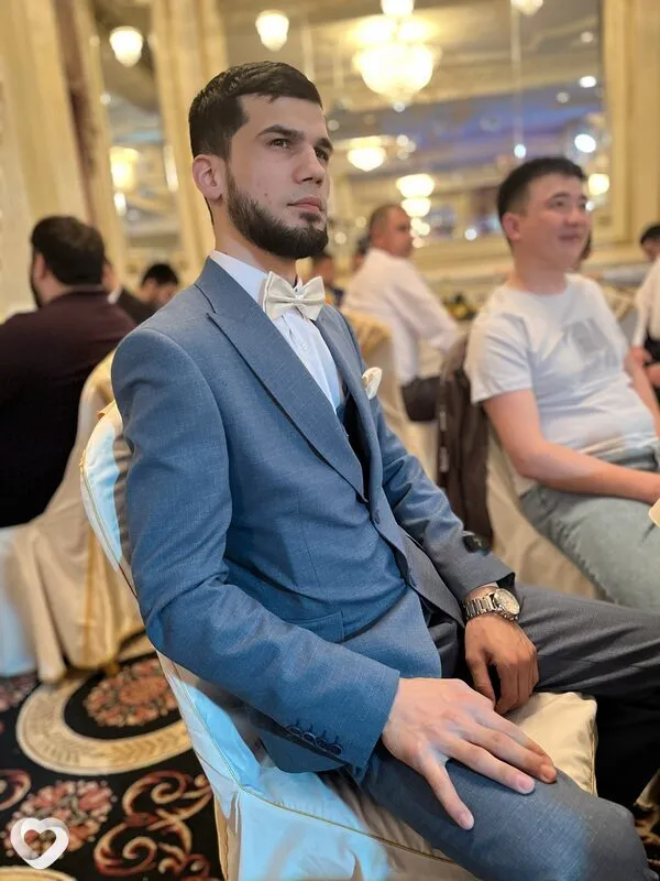Алик, 28, Москве — анкета №4507794