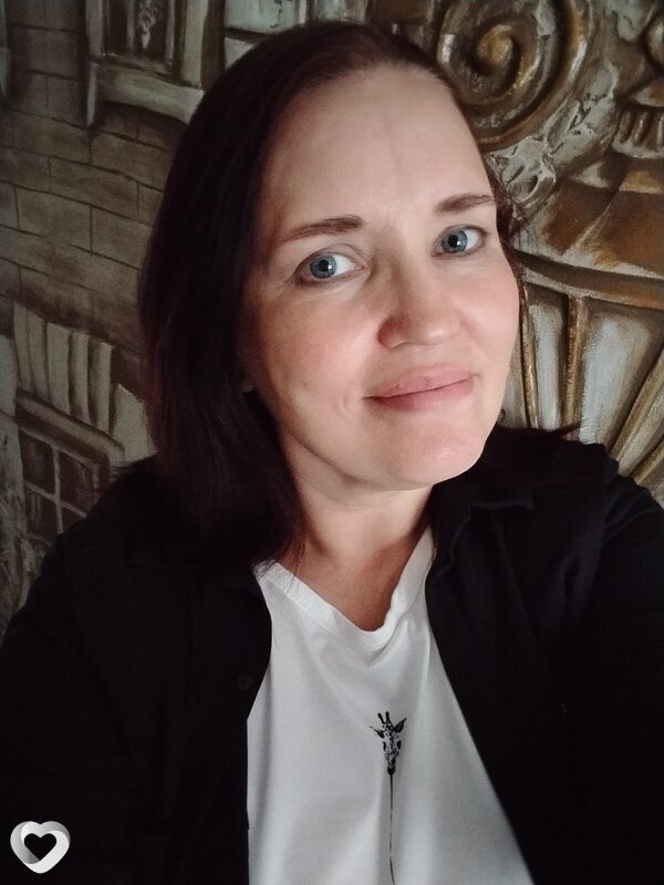 Lena, Ревда