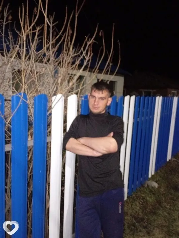 Виталий, 32, Бийске — анкета №4509157