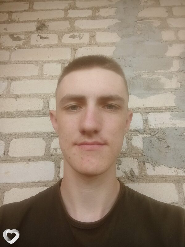 Кирилл, 18, Минске — анкета №4509569