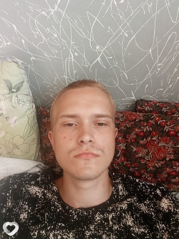Максим, 18, Кемерове — анкета №4512358