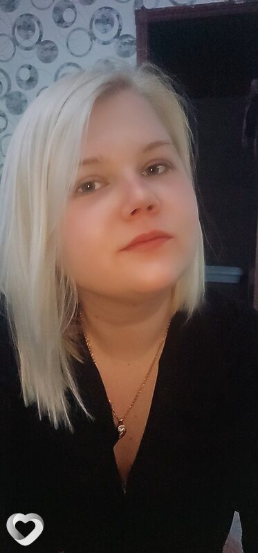 Виктория, 26, Новотроицке — анкета №4510793