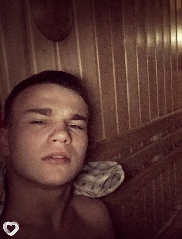 Денис, 27, Москве — анкета №4510938