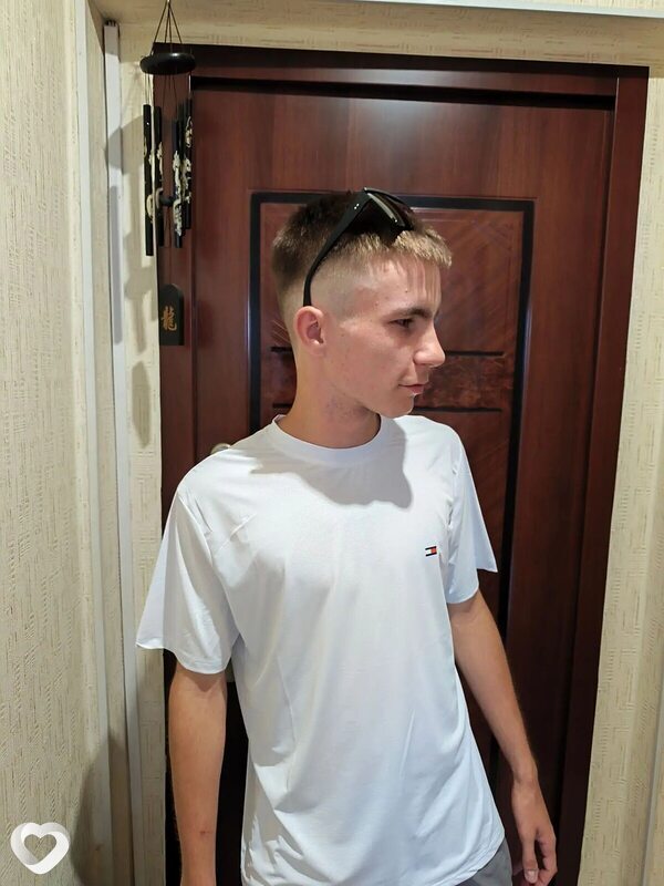 Егор, 19, Новосибирске — анкета №4511239