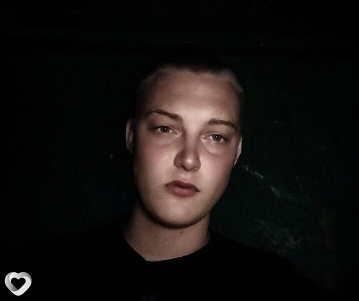 Вадим, 18, Новосибирске — анкета №4512267