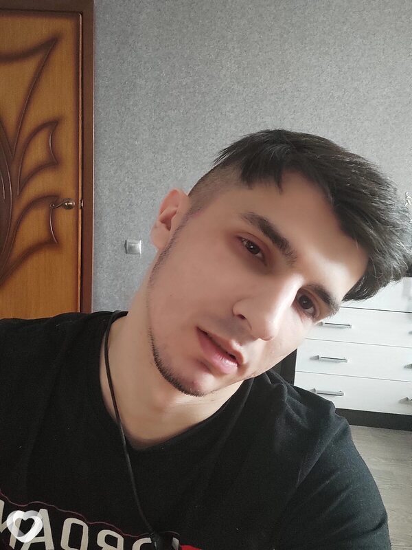 Антон, 27, Курске — анкета №4512850