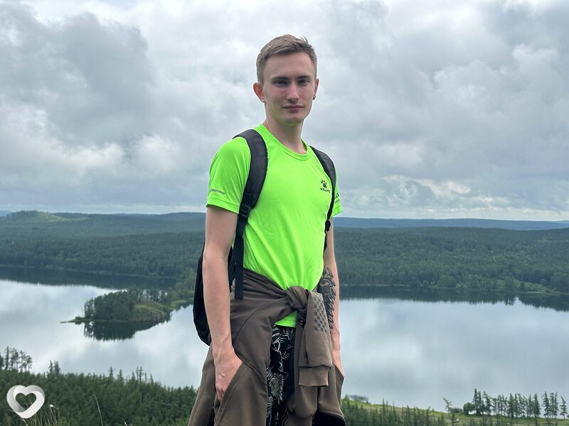 Артём, 25, Челябинске — анкета №4513193