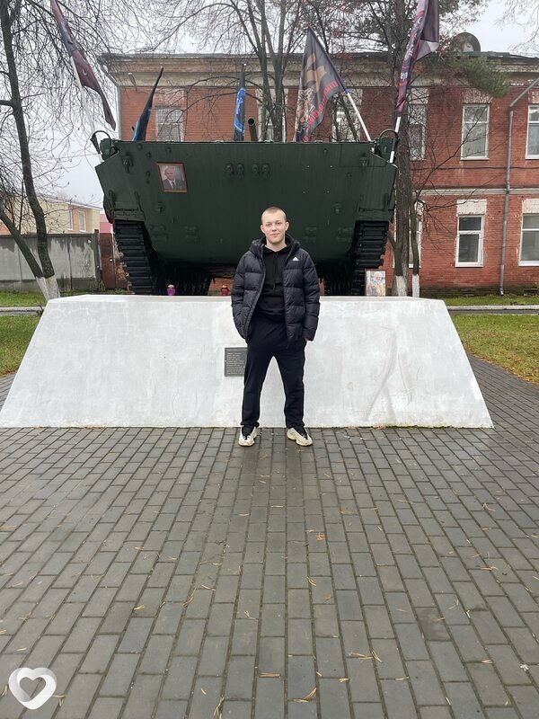 Кирилл, 21, Донецке — анкета №4513194