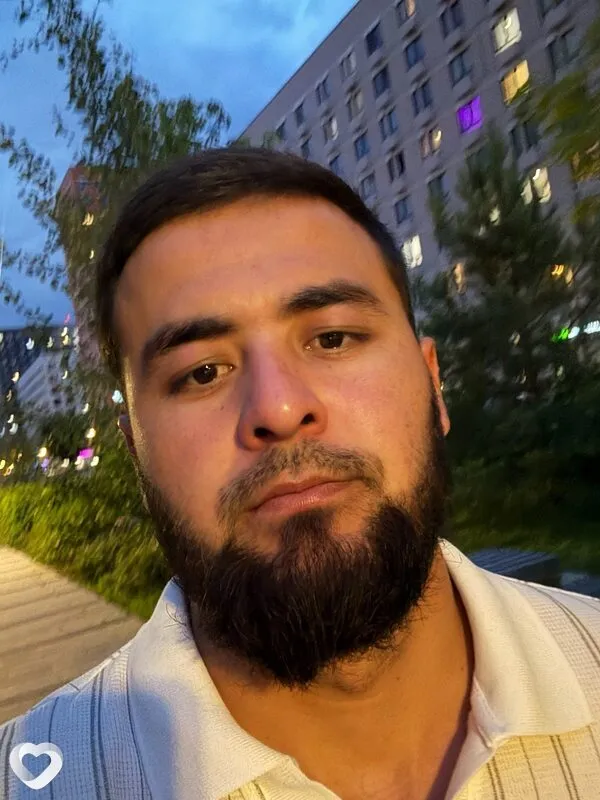 Алик, 27, Москве — анкета №4513288