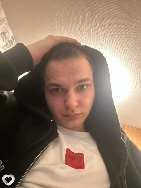 Сергей, 19, Минске — анкета №4513485