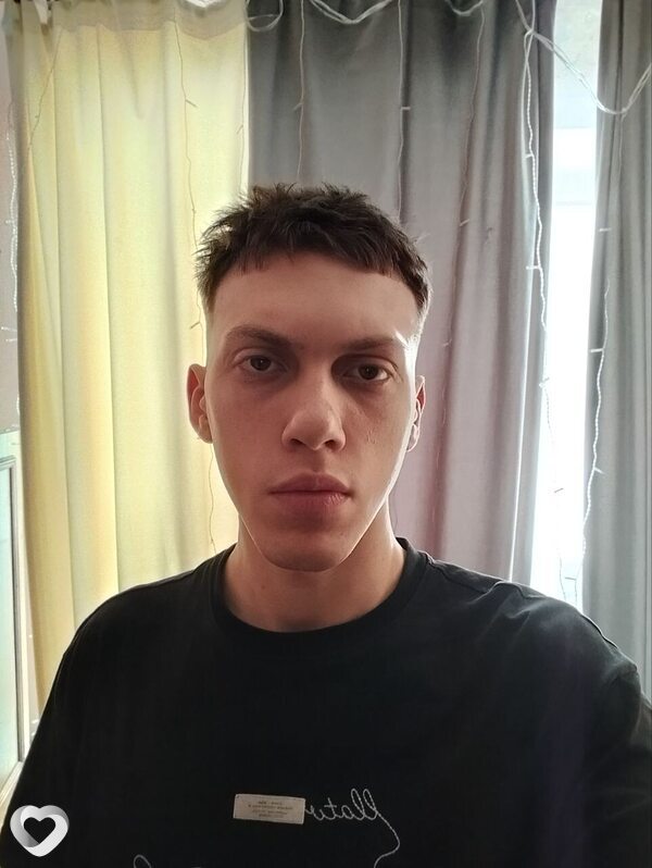 Артём, 20, Барановичах — анкета №4513997