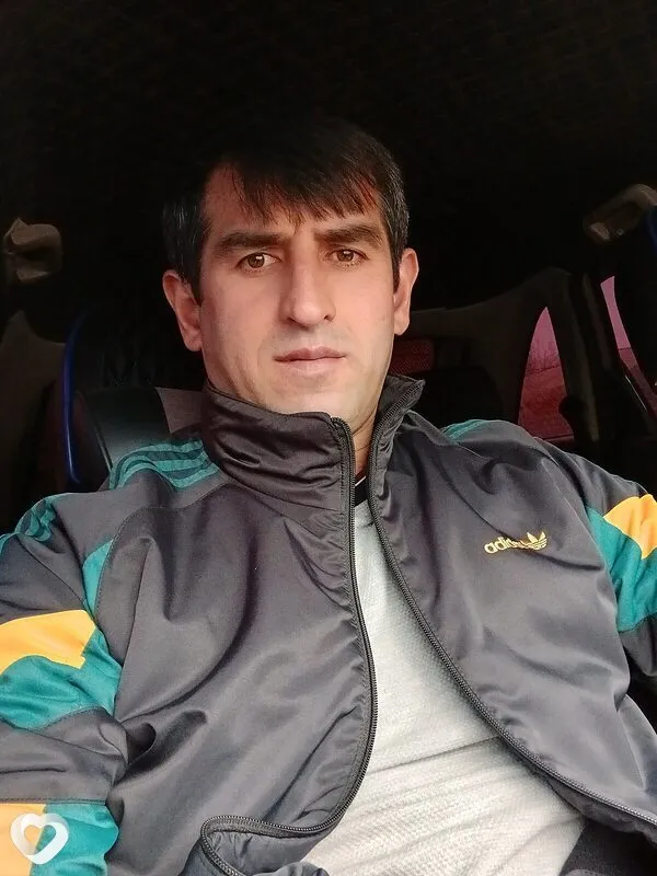 Алик, Москва
