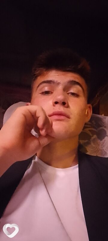 Андрей, 22, Мариуполе — анкета №4515781
