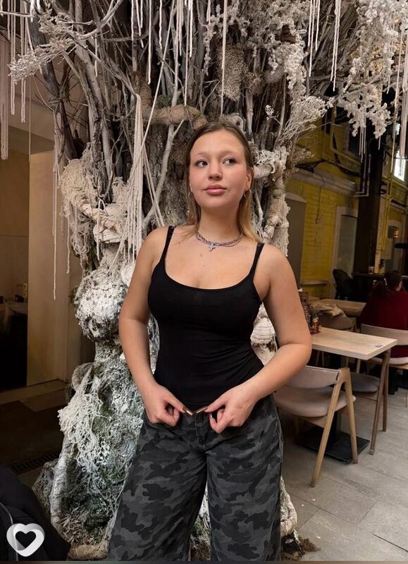Есения, Калининград
